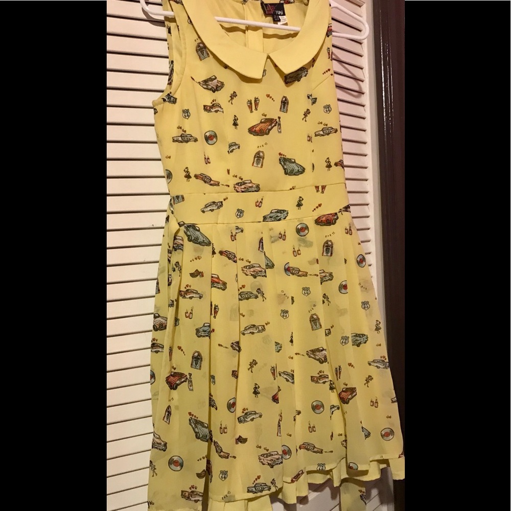 Retro Mod car print UK dress in lemon yellow